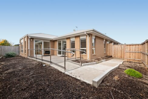 31 Spirit Boulevard Cranbourne_016_800px